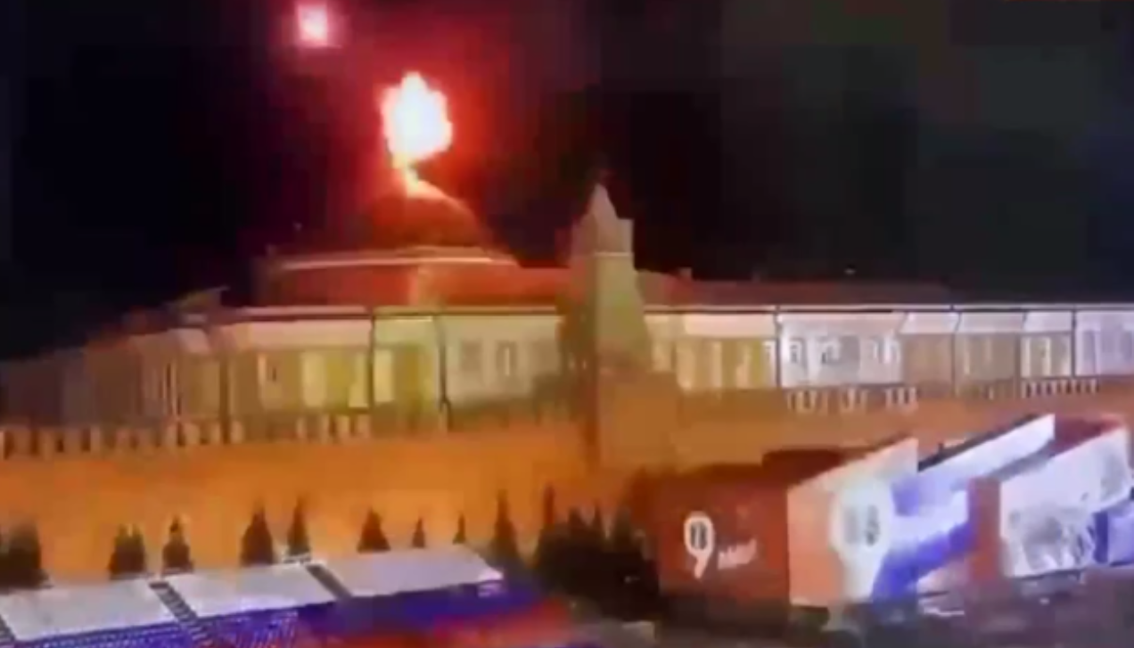 В России заявляют об ударе по Кремлю. Скриншот видео